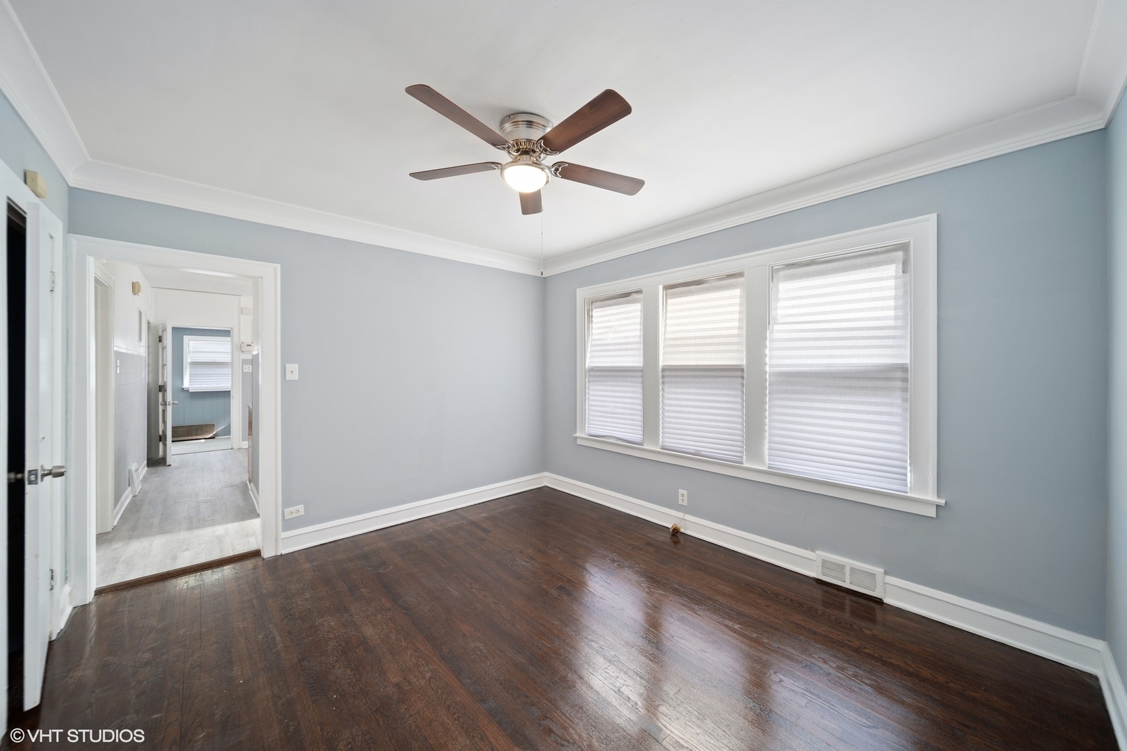 10549 S Eggleston Avenue, Chicago, IL 60628