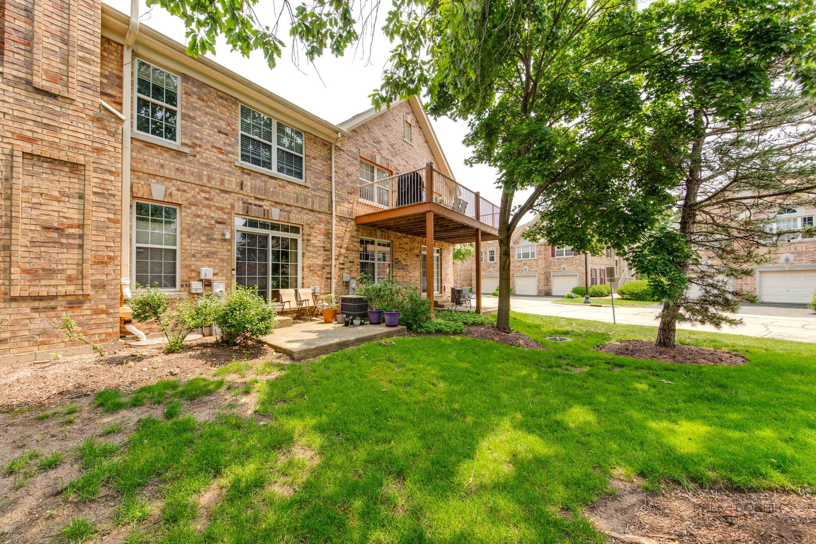1296 Ashley Court, Vernon Hills, IL 60061