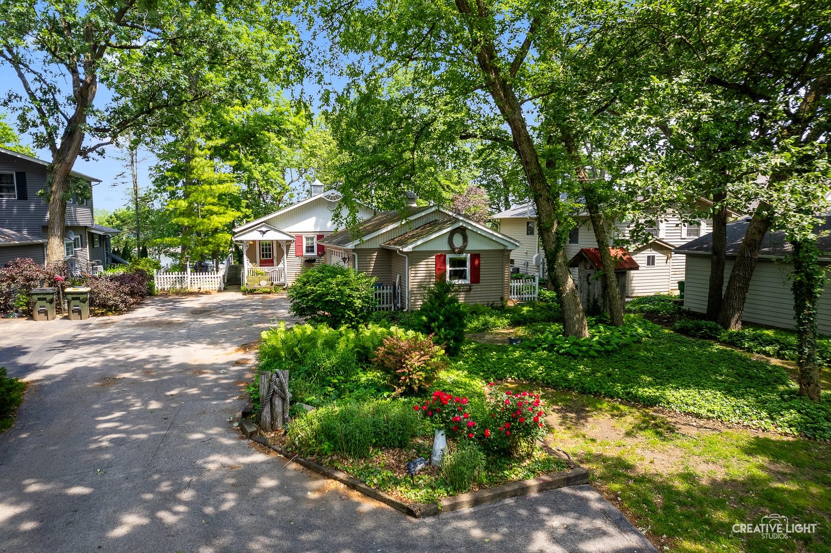 437 Holiday Drive, Lake Holiday, IL 60552
