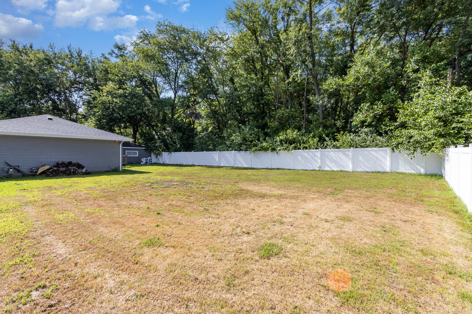 250 E 1st Street, Braidwood, IL 60408