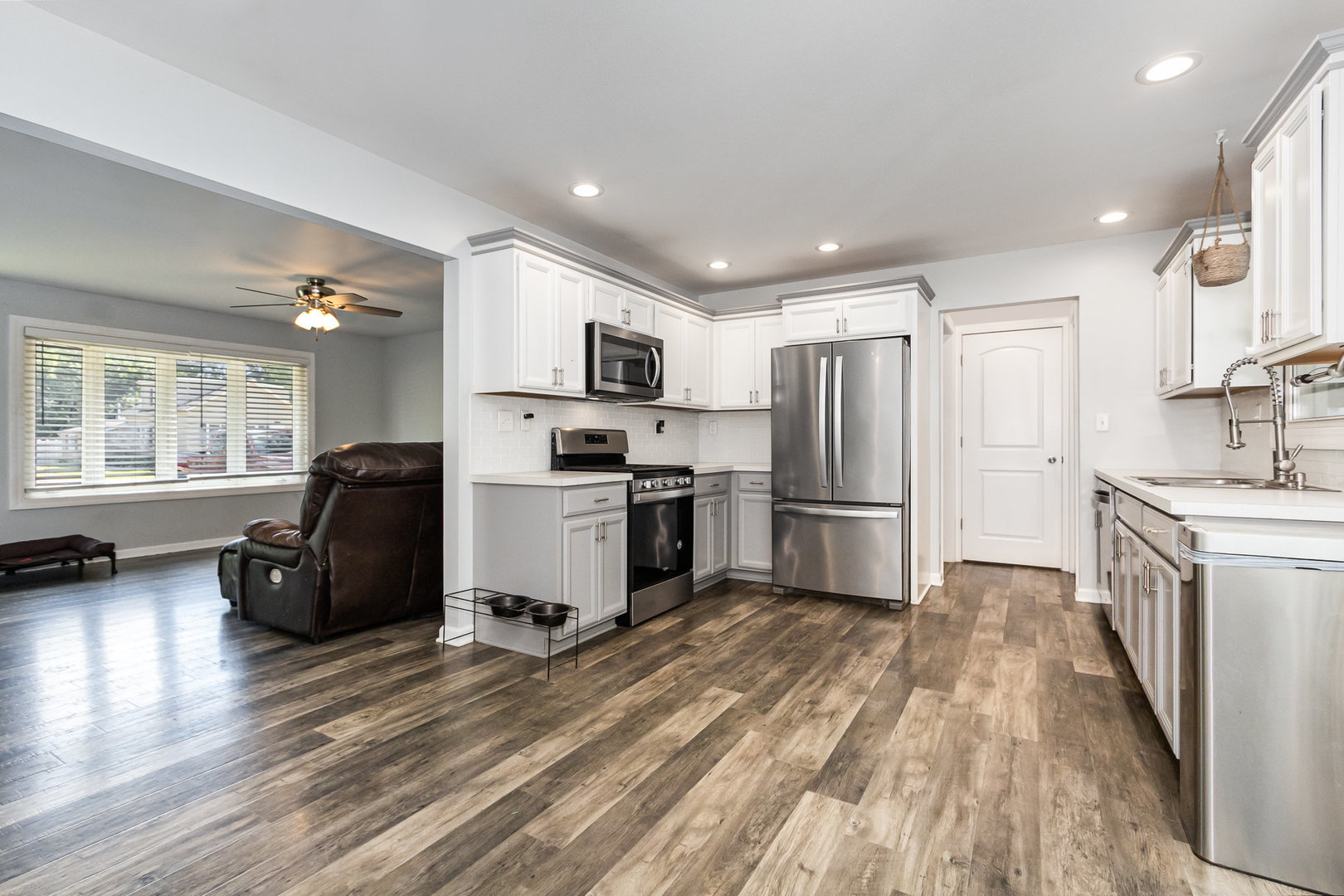 250 E 1st Street, Braidwood, IL 60408