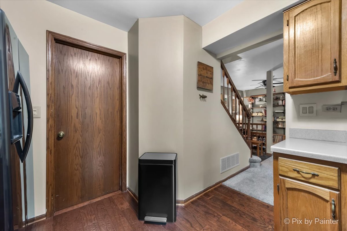 2116 Glasgow Court, Hanover Park, IL 60133
