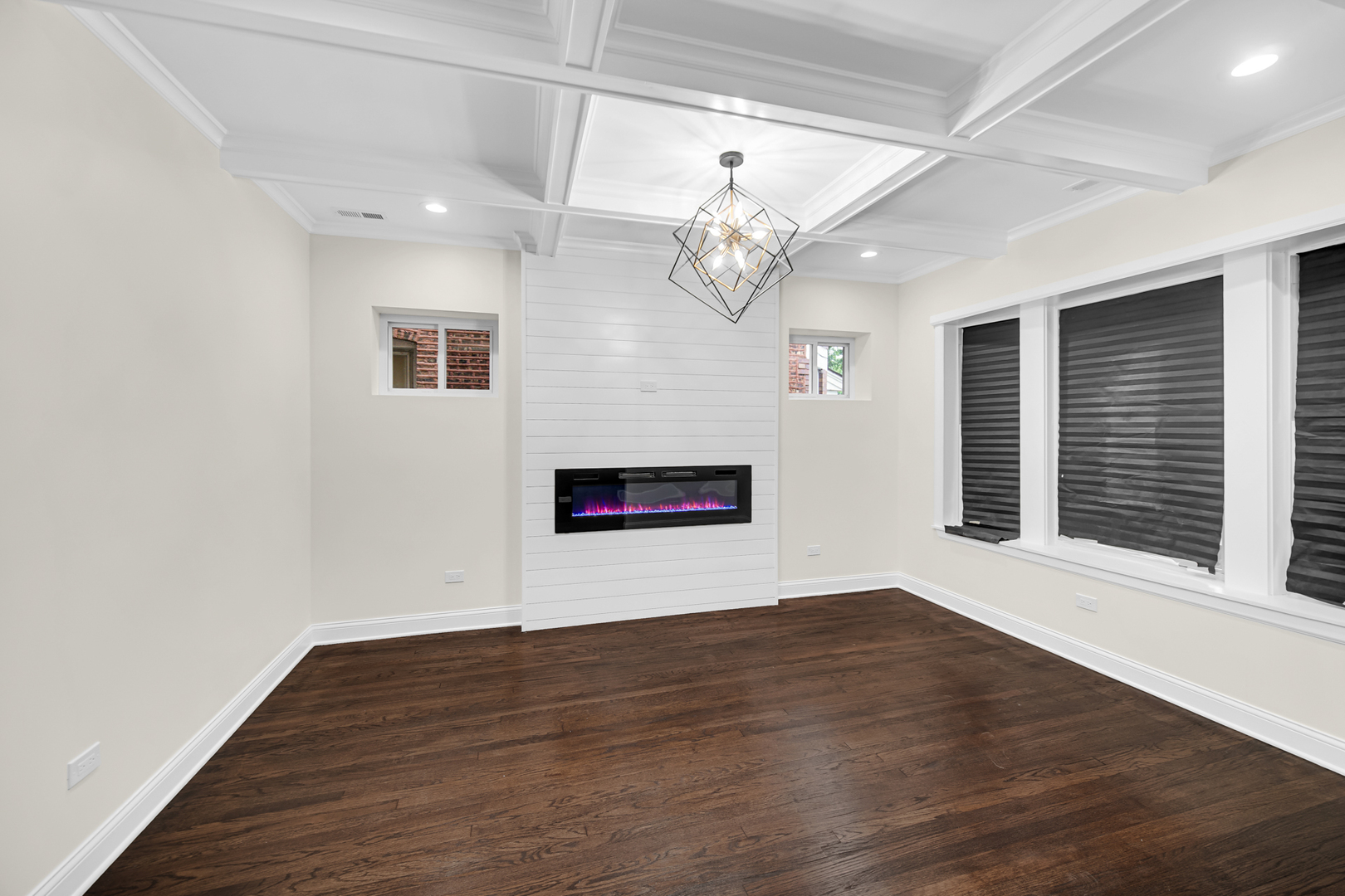 4515 W WASHINGTON Street, Chicago, IL 60624