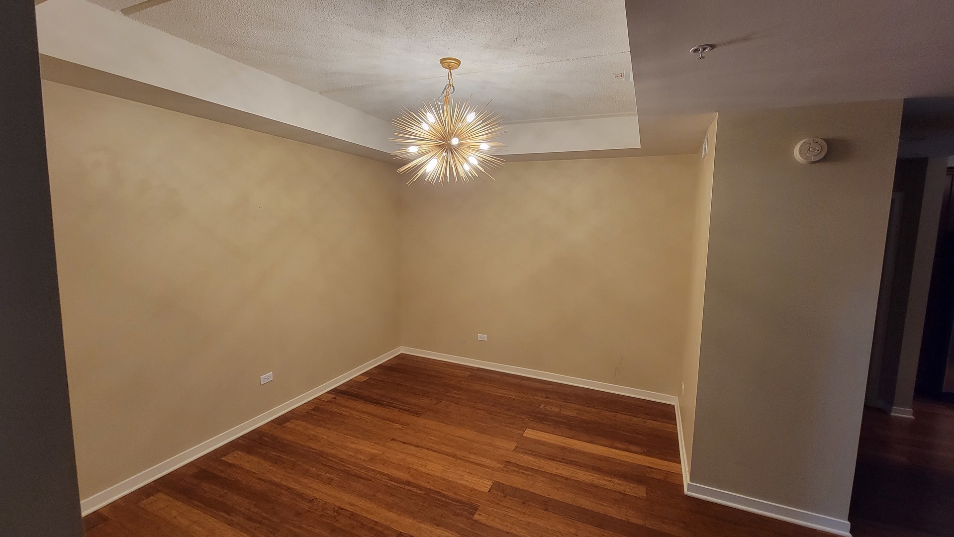 425 Benjamin Drive #206, Vernon Hills, IL 60061