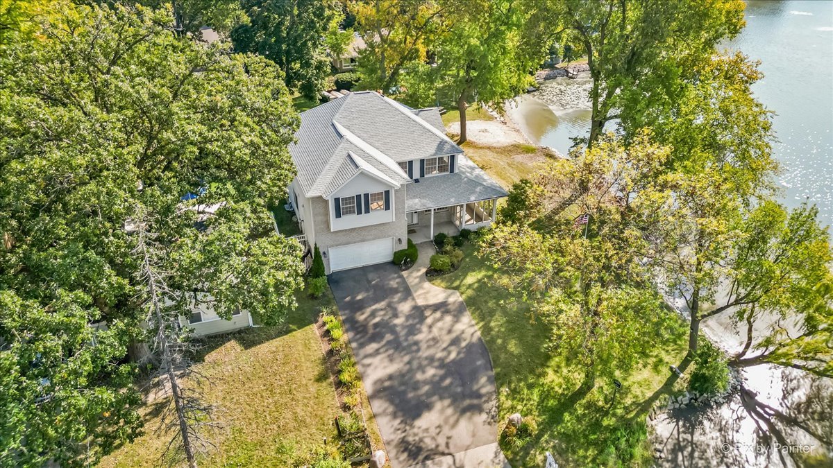 101 Burton Street, Grayslake, IL 60030