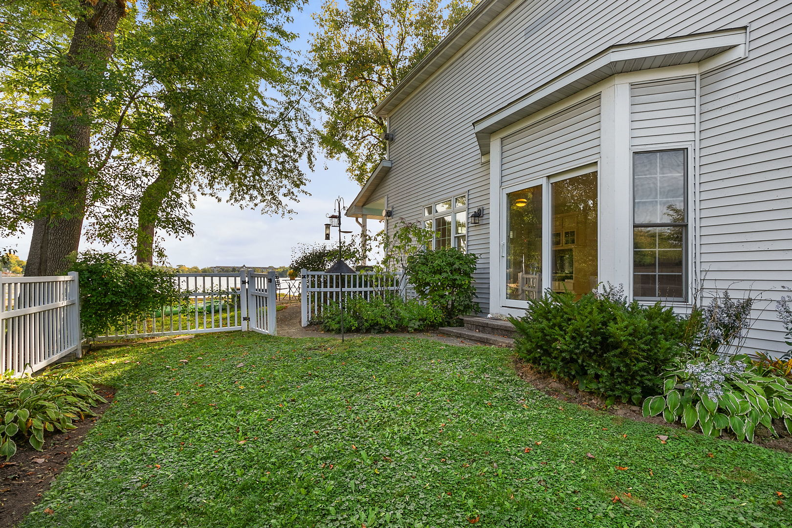 101 Burton Street, Grayslake, IL 60030
