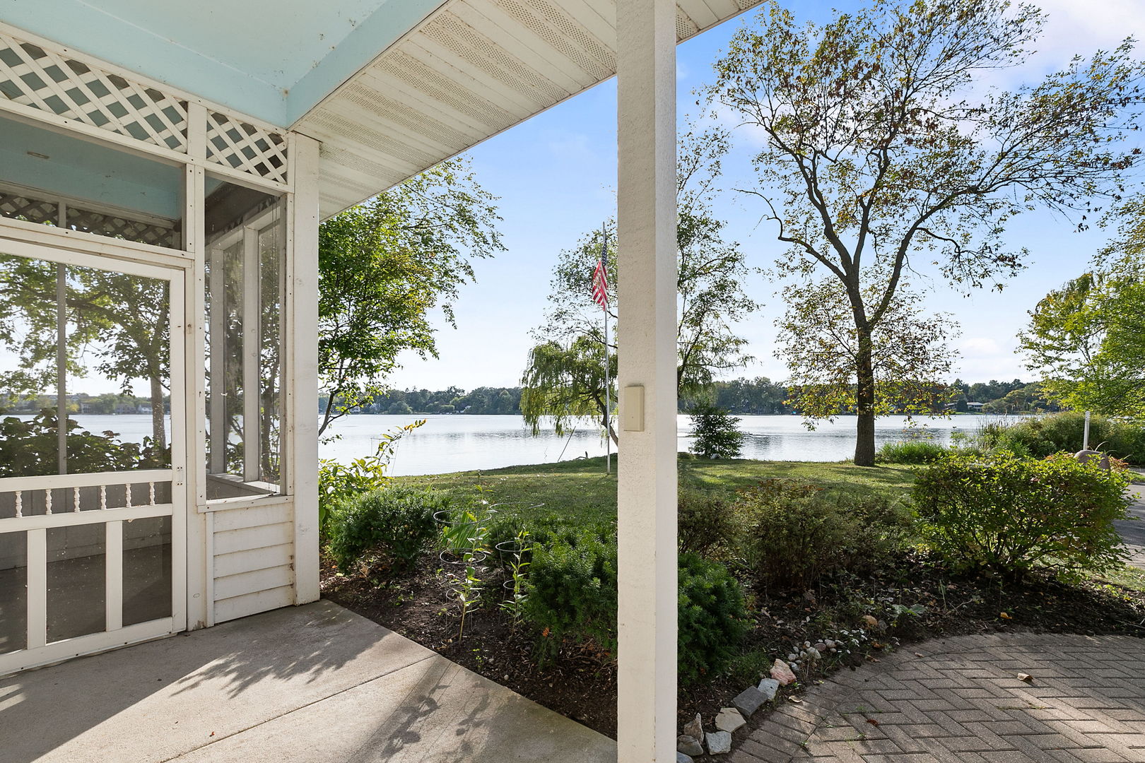 101 Burton Street, Grayslake, IL 60030
