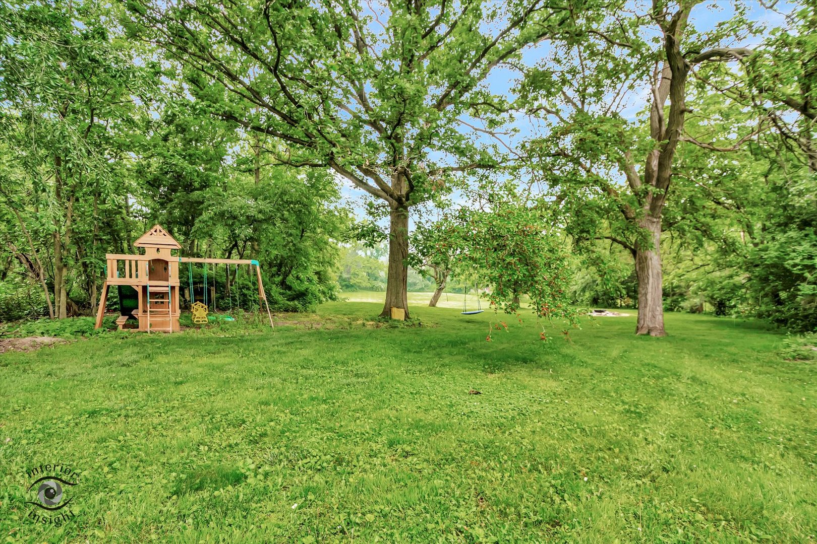 21440 S Hillside Road, Frankfort, IL 60423