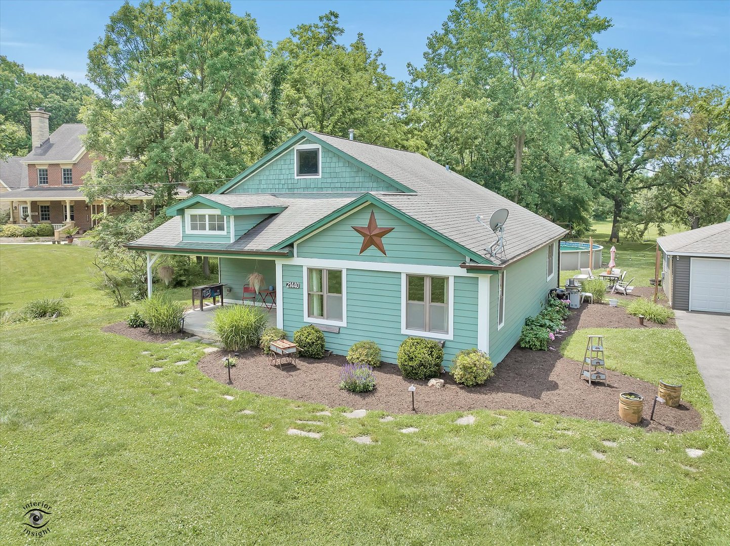 21440 S Hillside Road, Frankfort, IL 60423