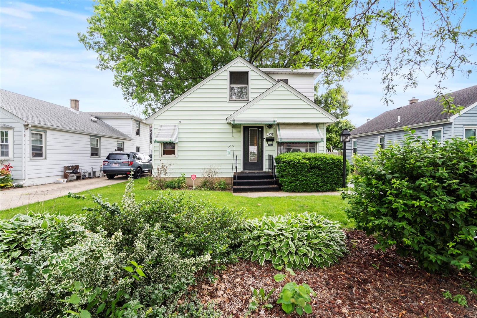 1308 Waverly Place, Joliet, IL 60435