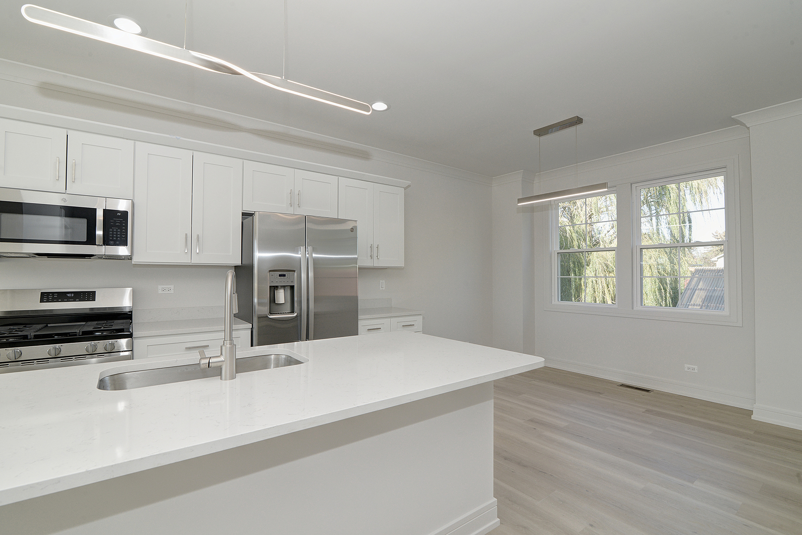 214 N Walnut Street, Bensenville, IL 60106