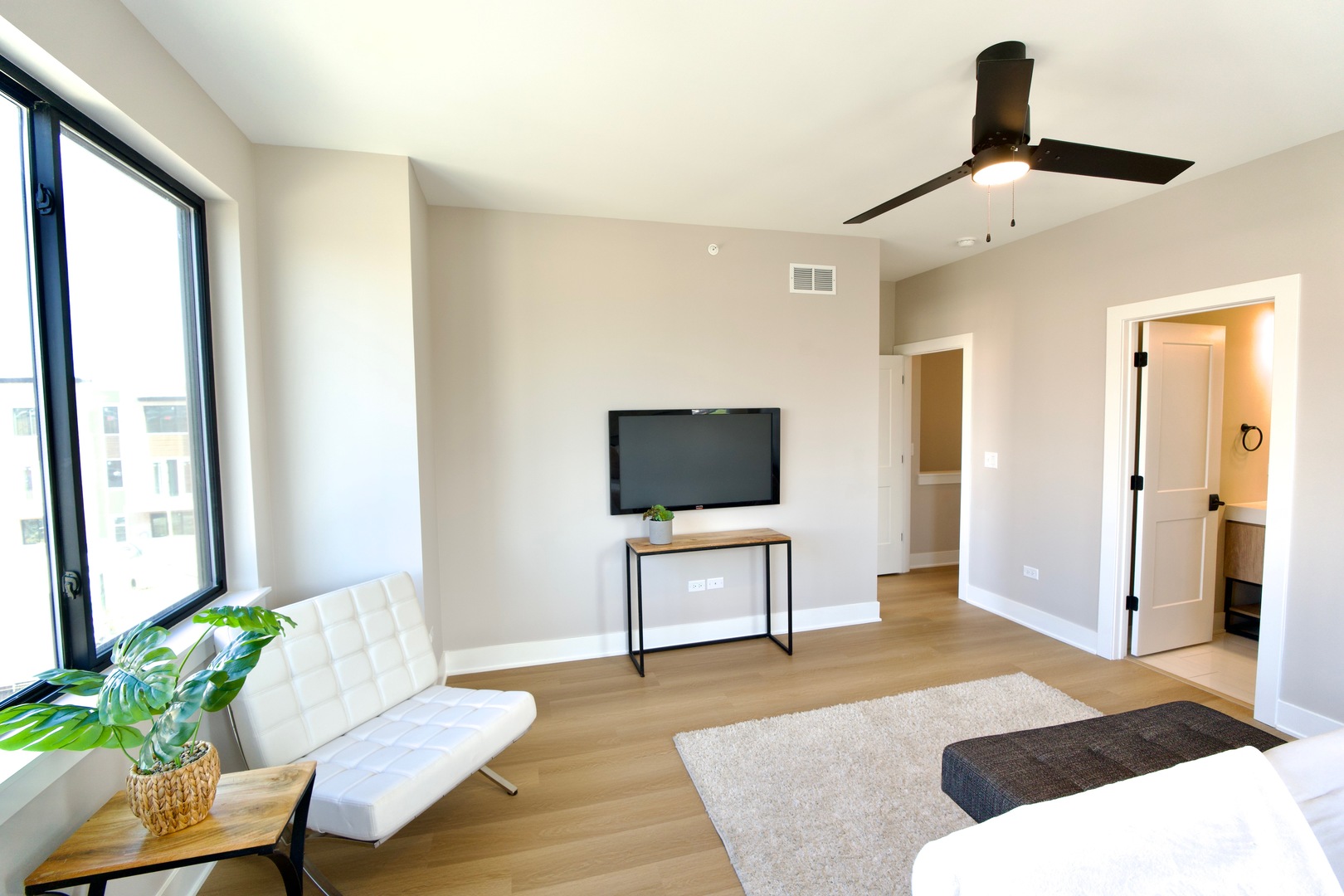 172 Pointe Drive #172, Northbrook, IL 60062