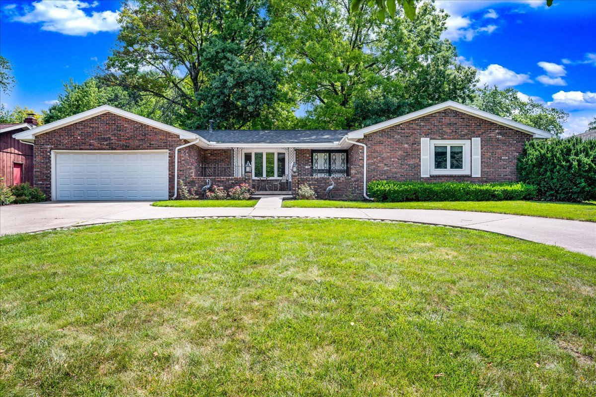 1204 N Linden Street, Normal, IL 61761