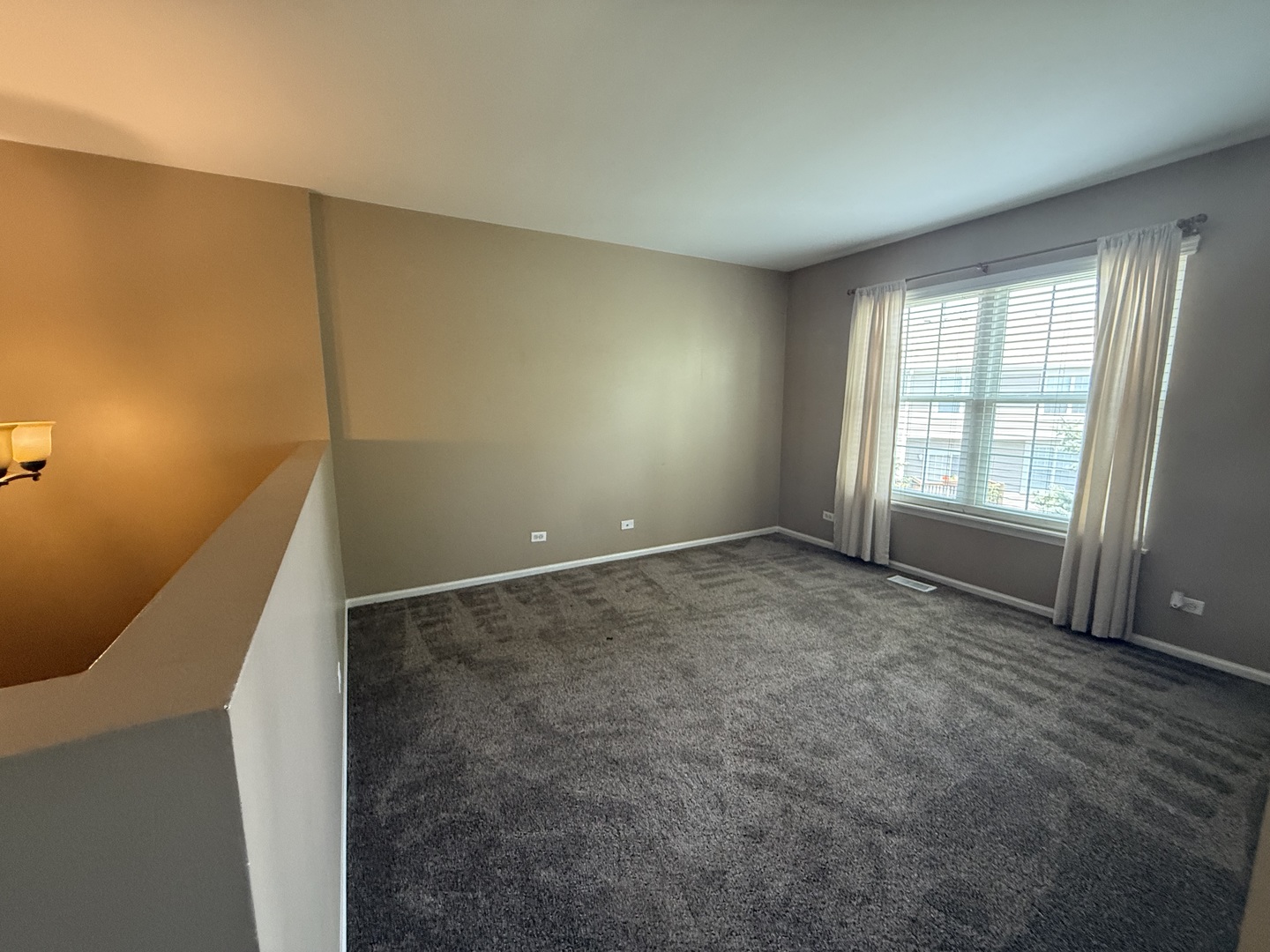 2340 Hudson Circle, Aurora, IL 60502