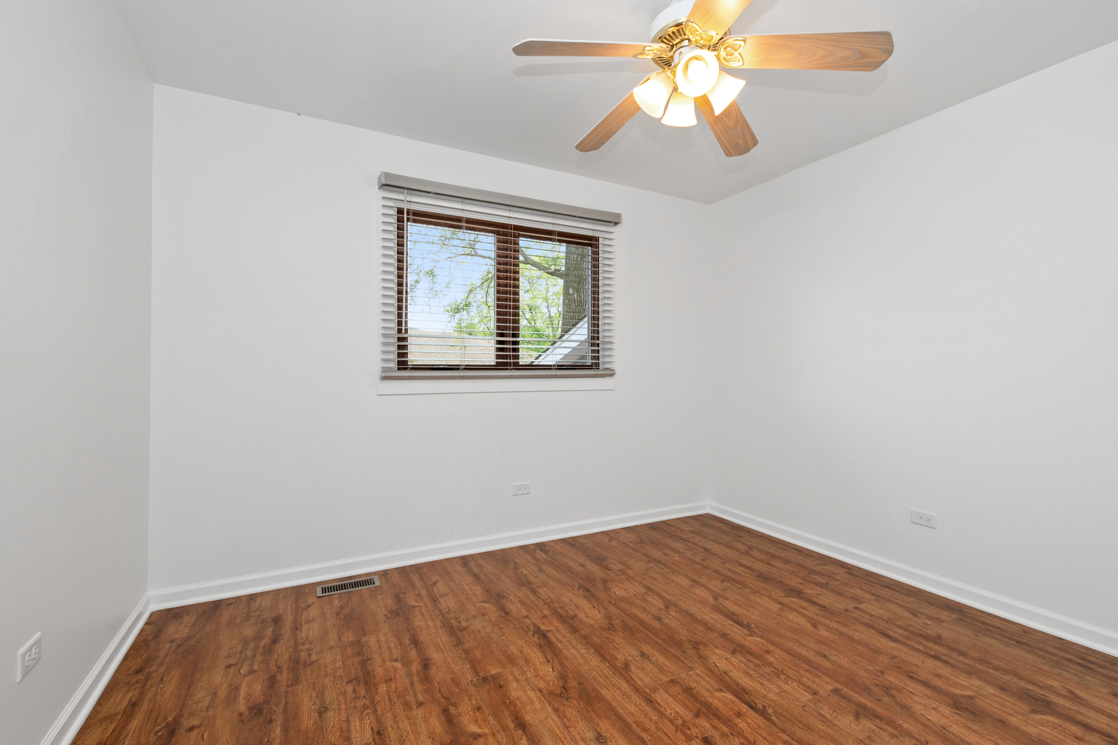12123 S 72nd Court, Palos Heights, IL 60463