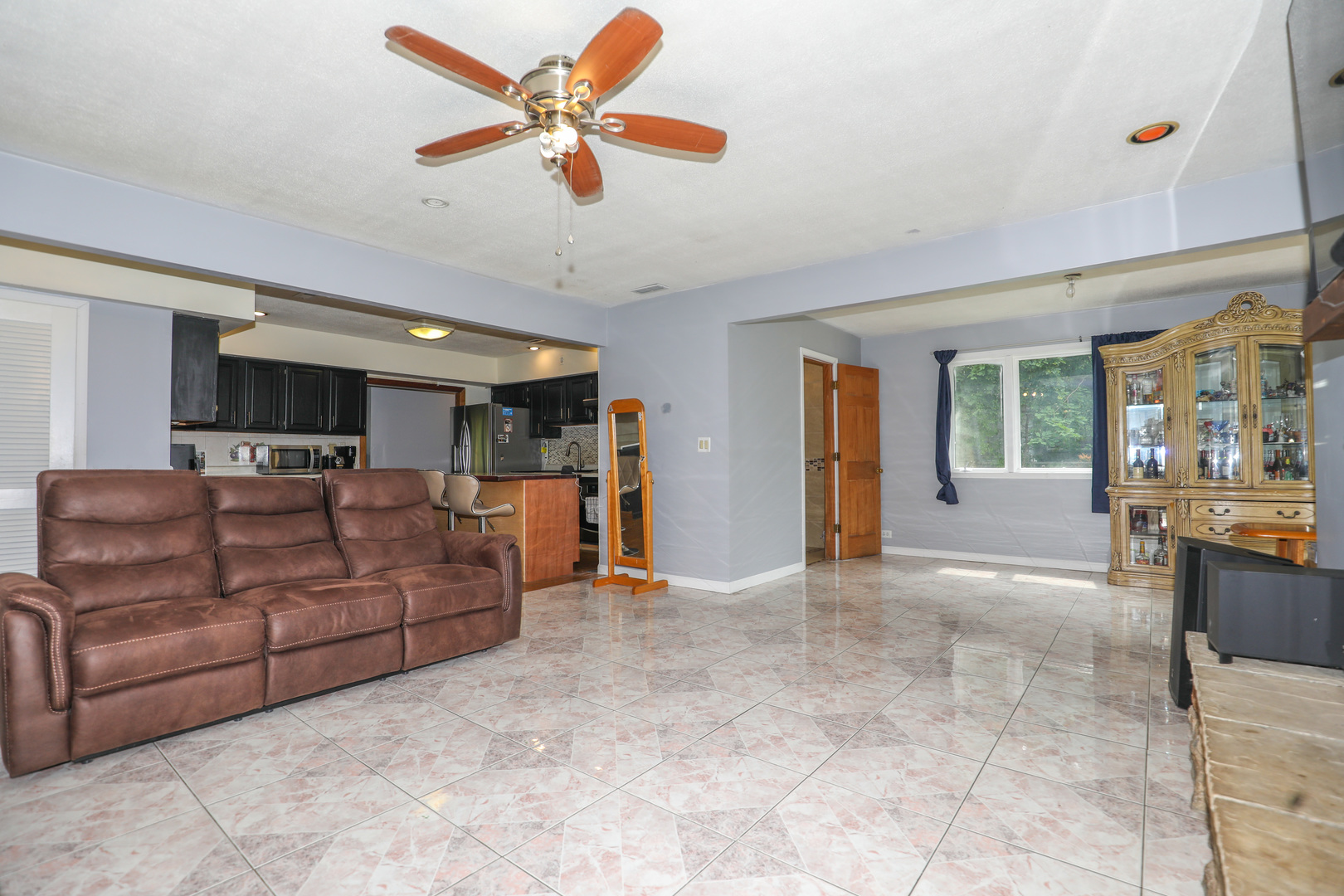 19421 W Hoag Court, Mundelein, IL 60060