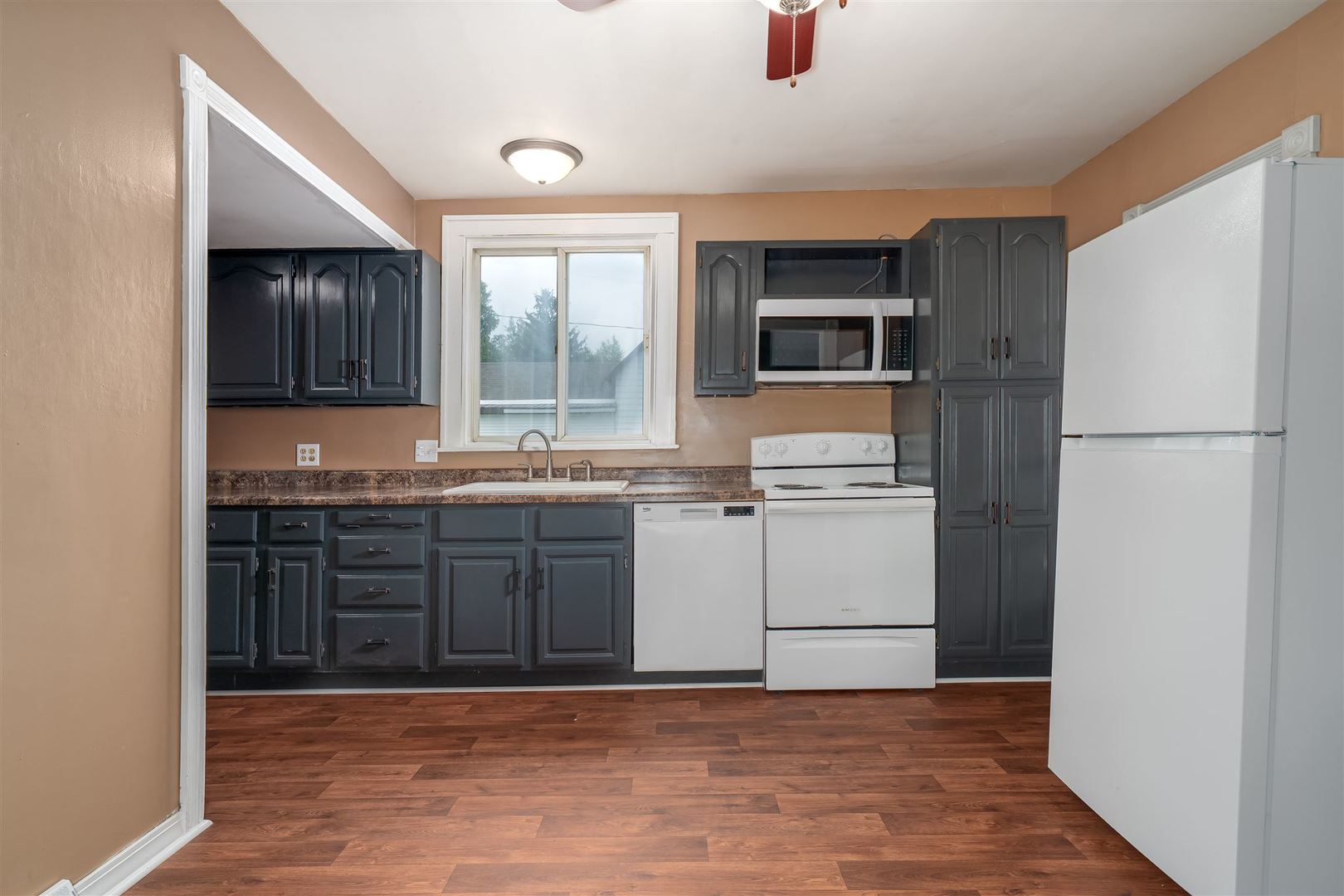 503 Commercial Street, Chenoa, IL 61726