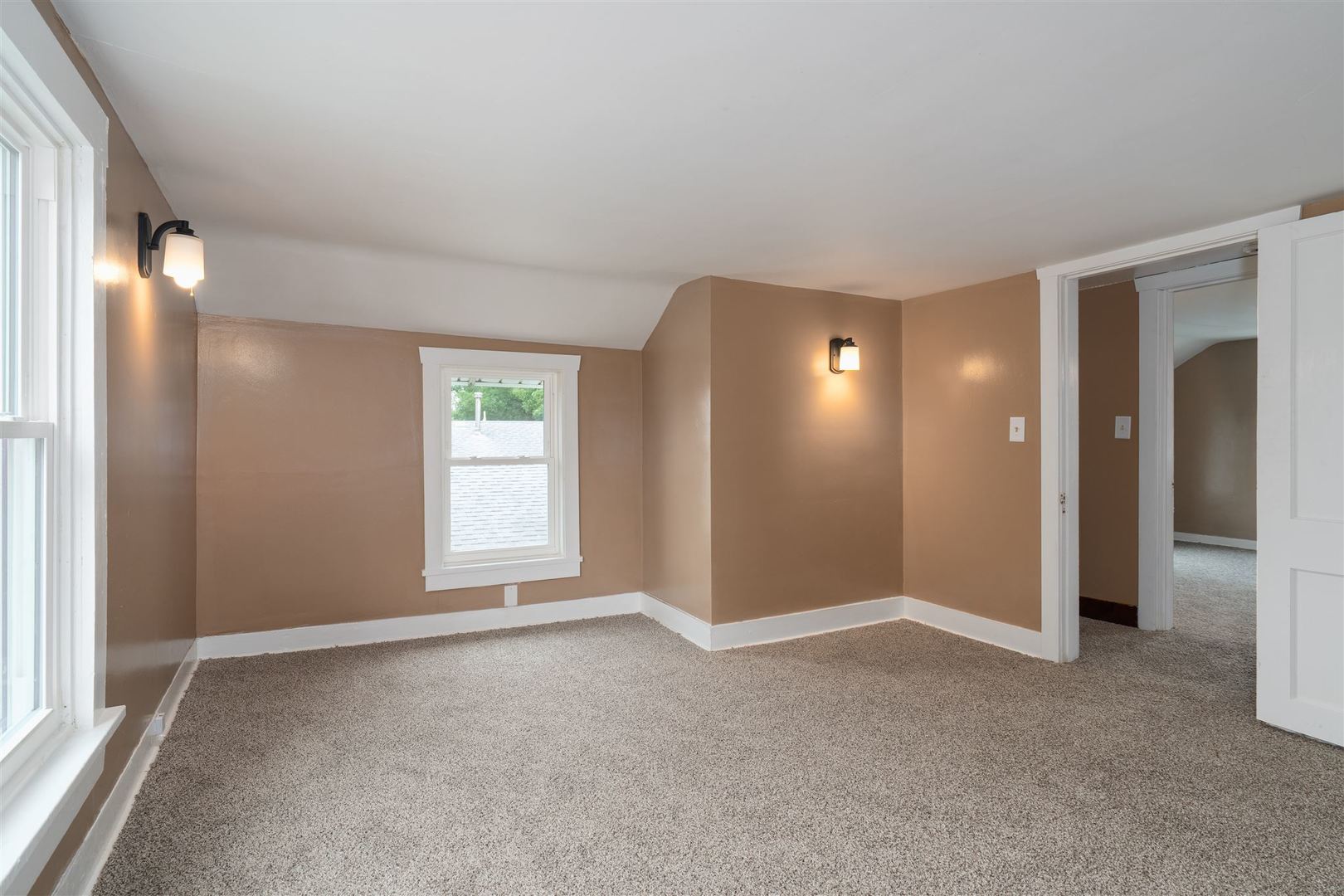 503 Commercial Street, Chenoa, IL 61726