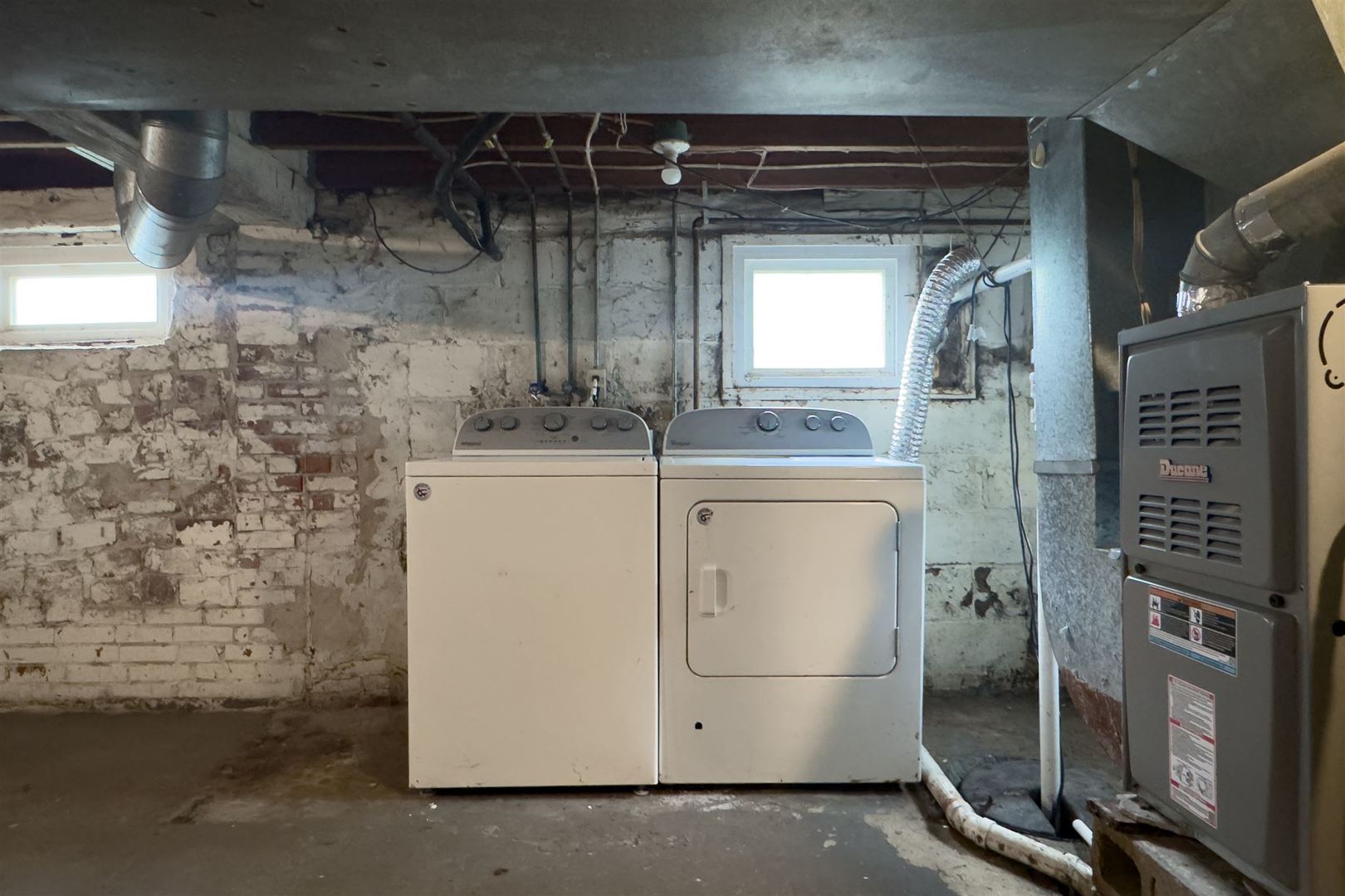 503 Commercial Street, Chenoa, IL 61726