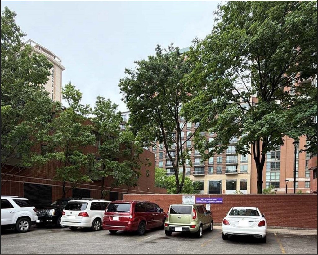 899 S Plymouth Court #1202, Chicago, IL 60605