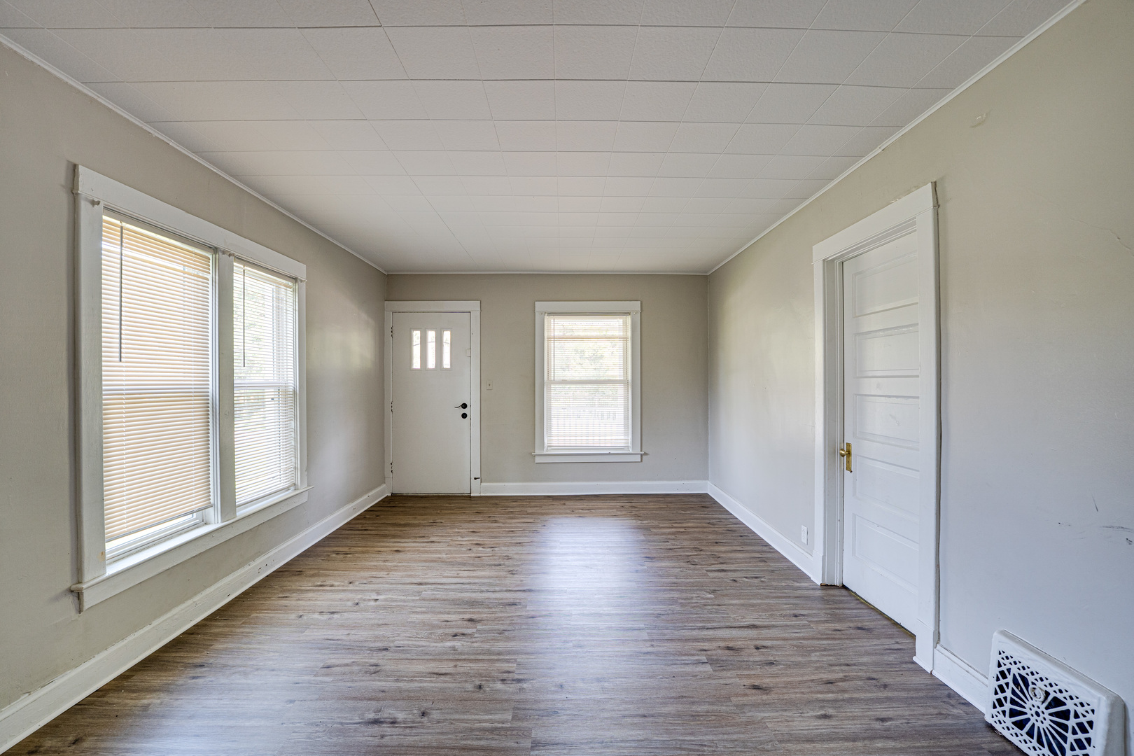 355 Union Street #1, Joliet, IL 60433