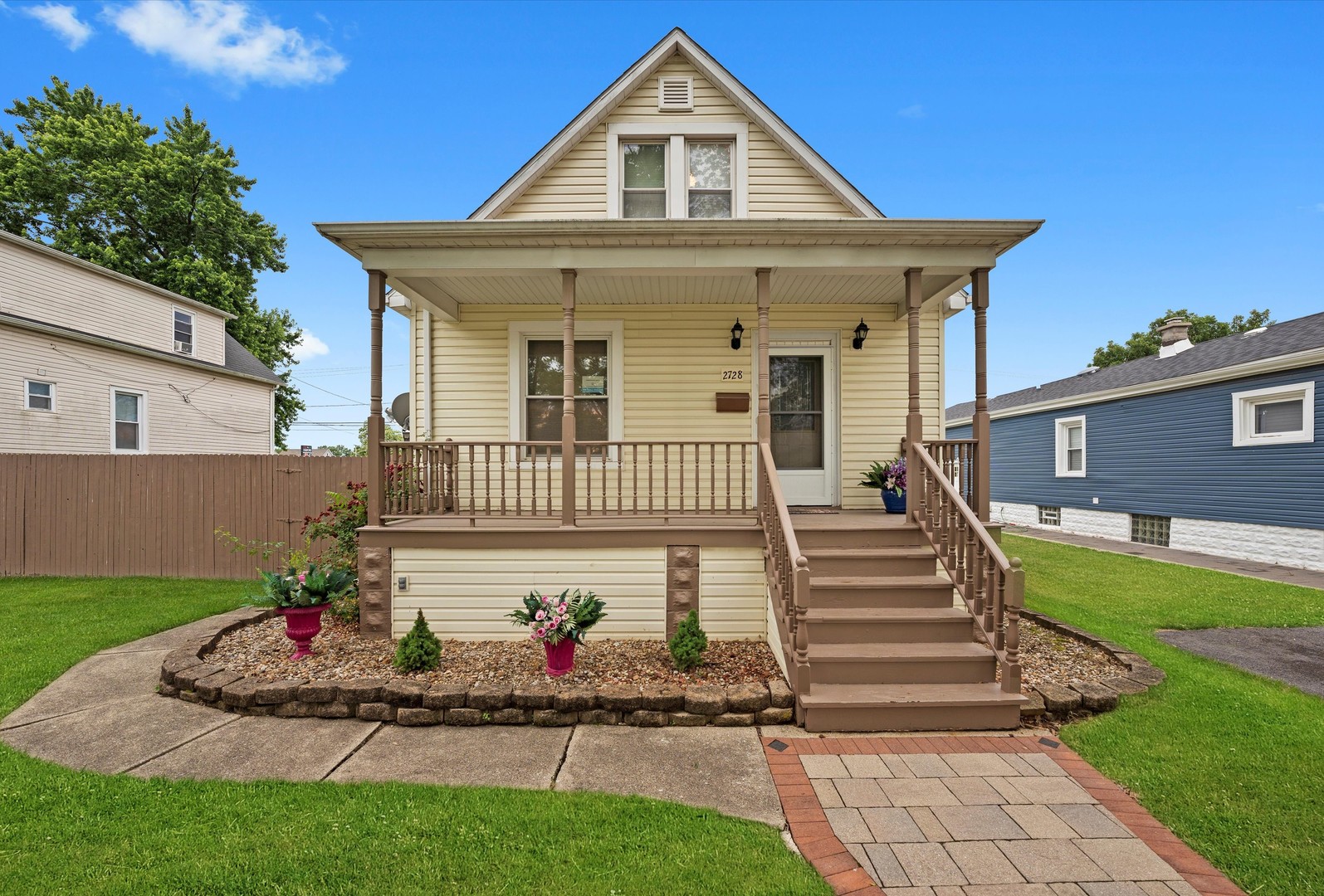 2728 Commercial Avenue, South Chicago Heights, IL 60411