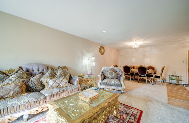 600 Naples Court #107, Glenview, IL 60025