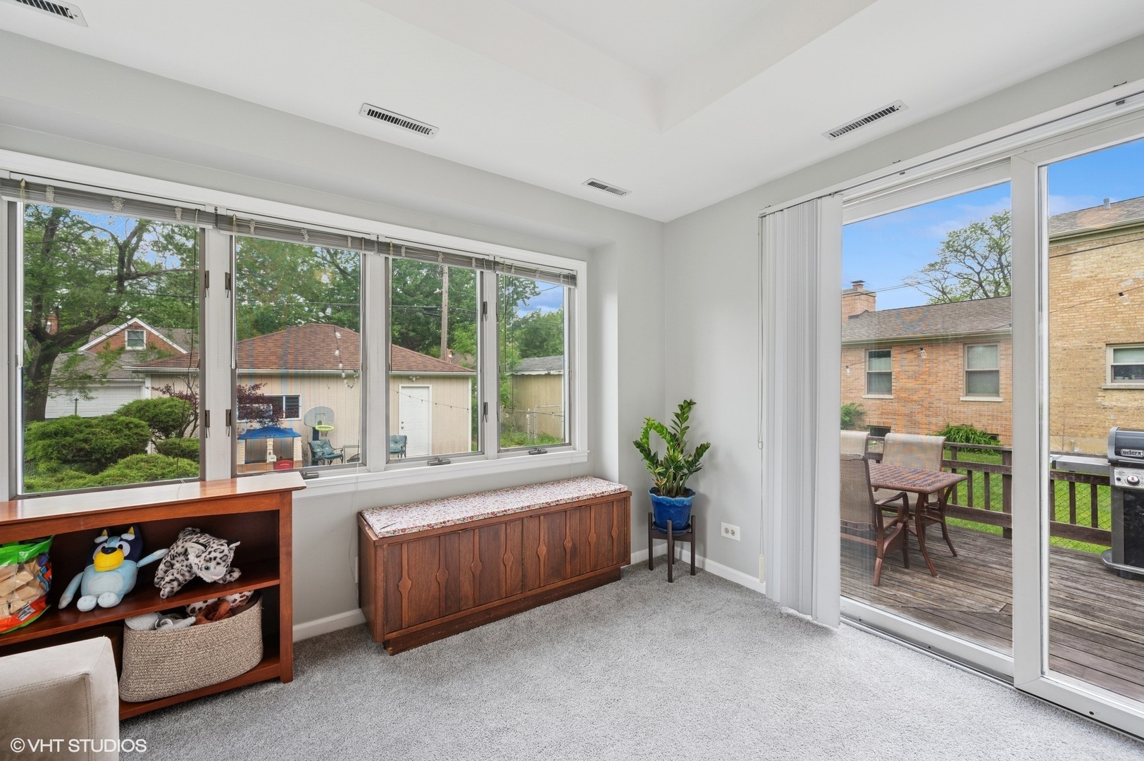 6134 N Tripp Avenue, Chicago, IL 60646