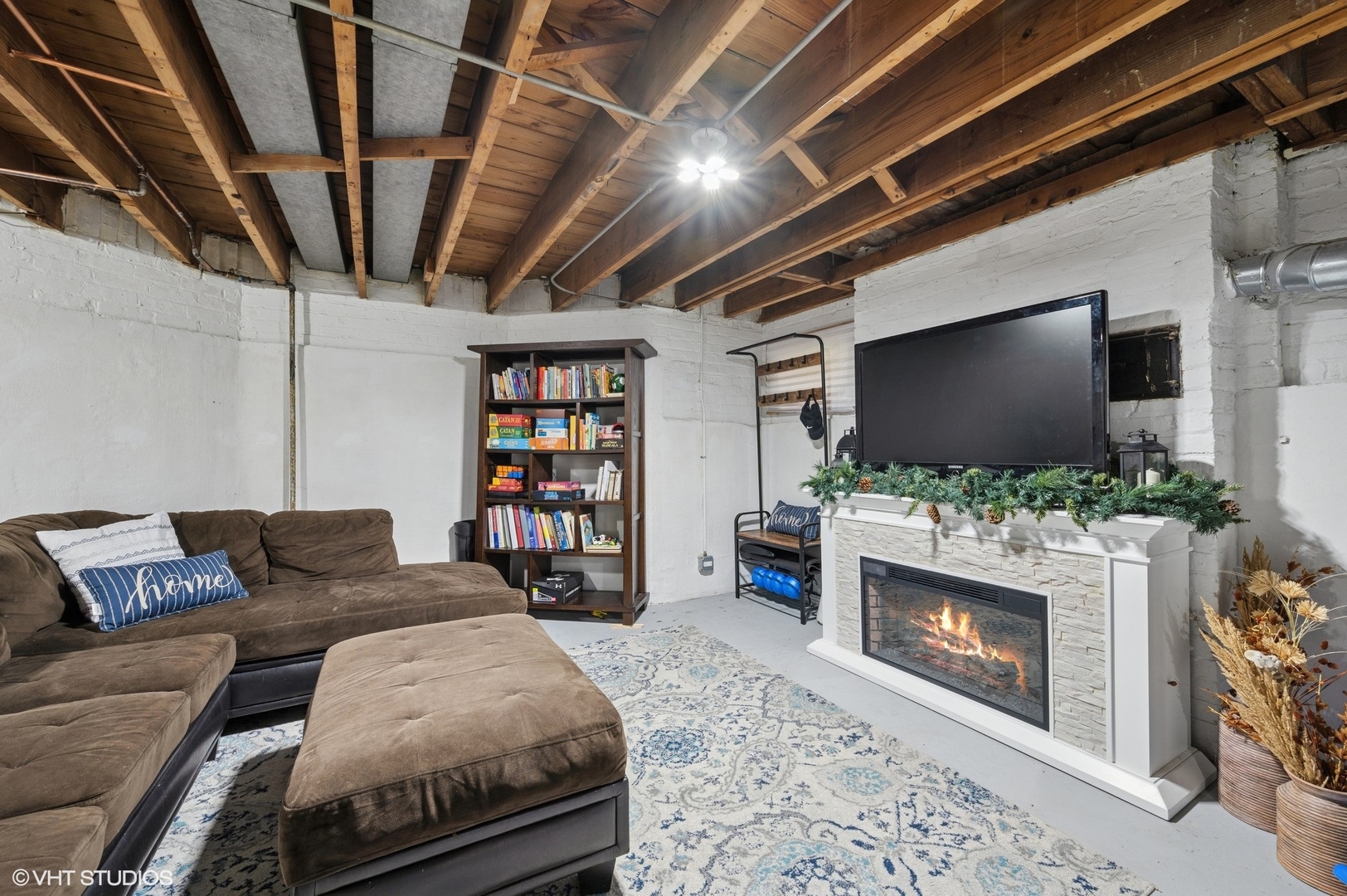 6134 N Tripp Avenue, Chicago, IL 60646