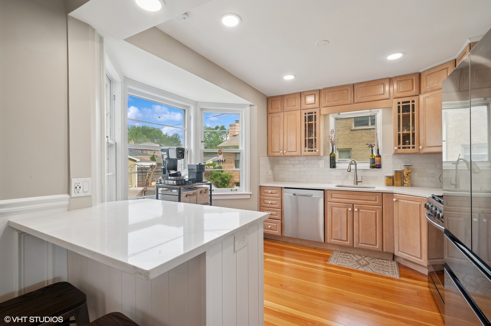 6134 N Tripp Avenue, Chicago, IL 60646