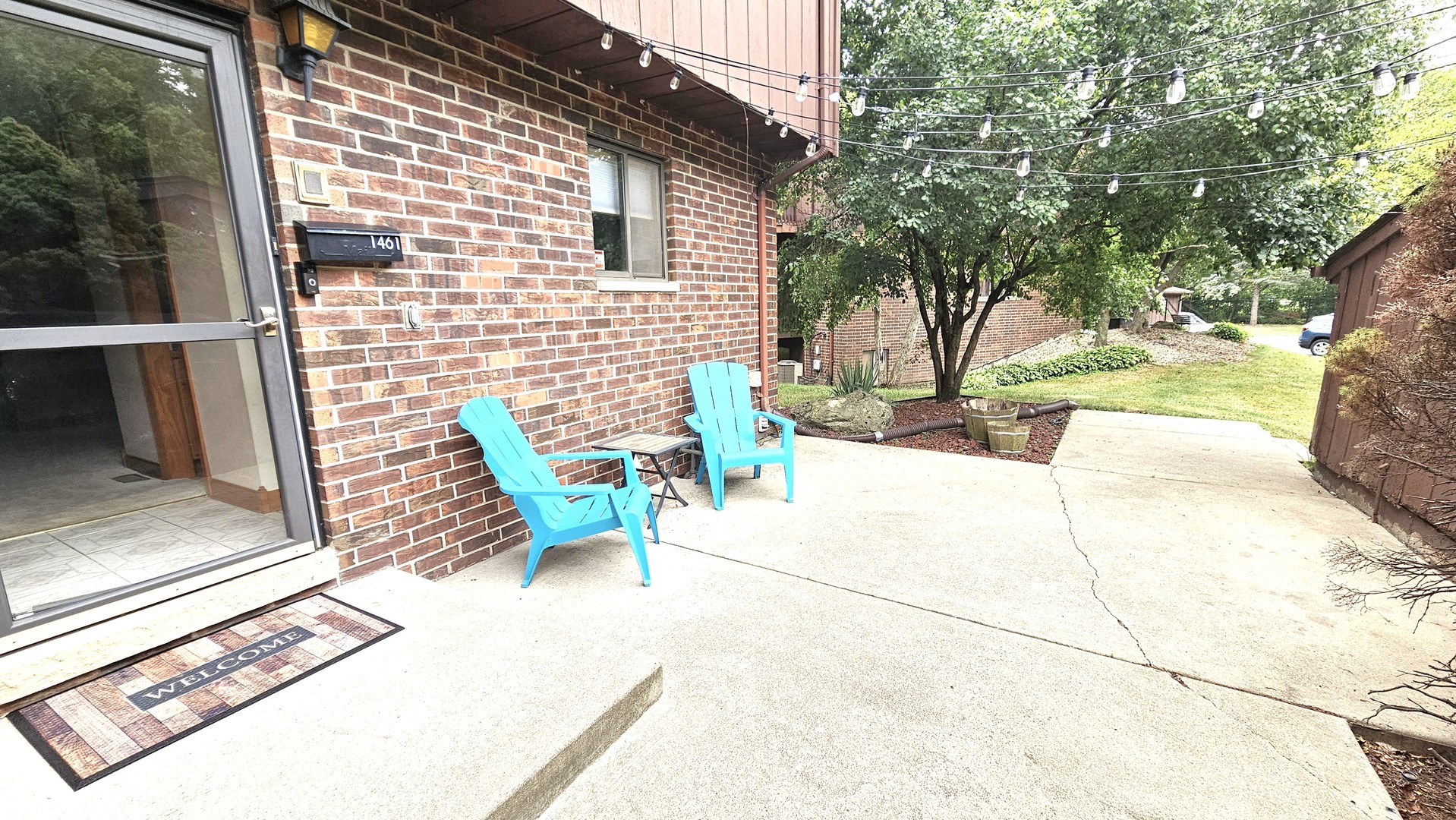 1461 W Midland Court, Joliet, IL 60436