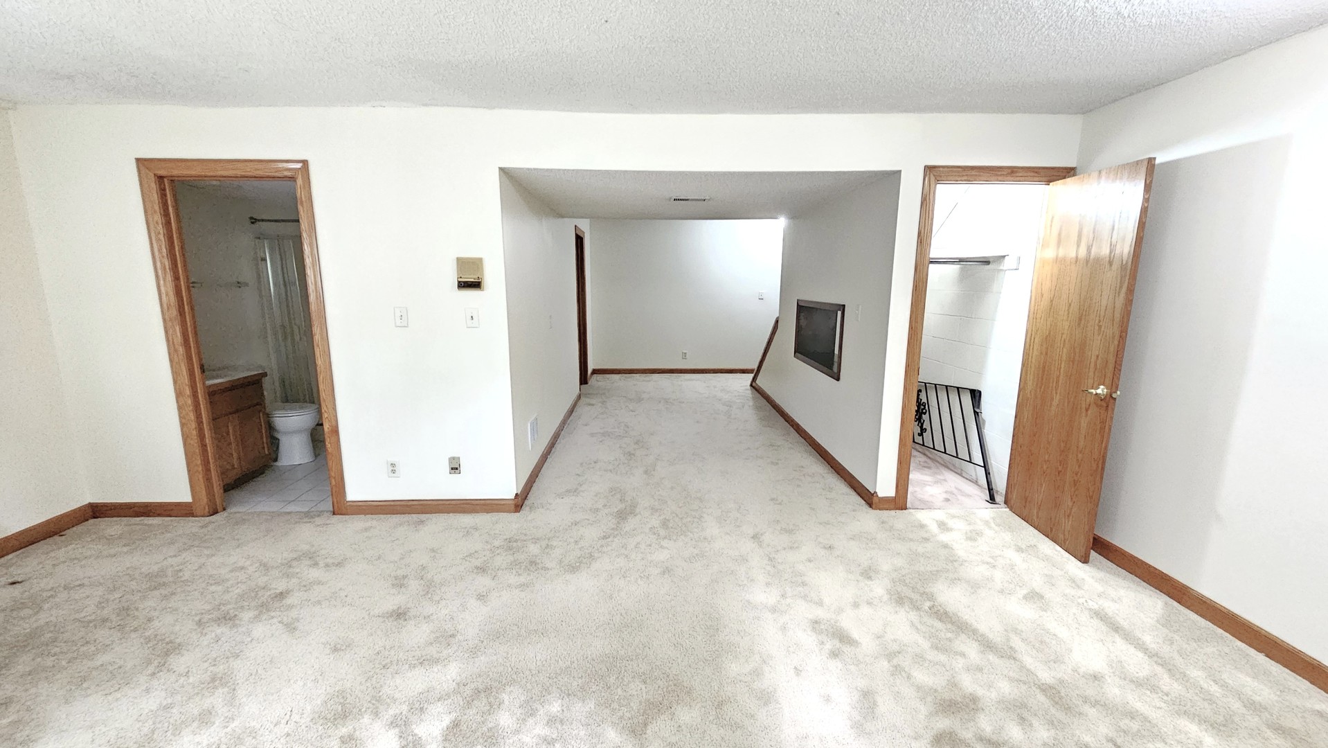 1461 W Midland Court, Joliet, IL 60436