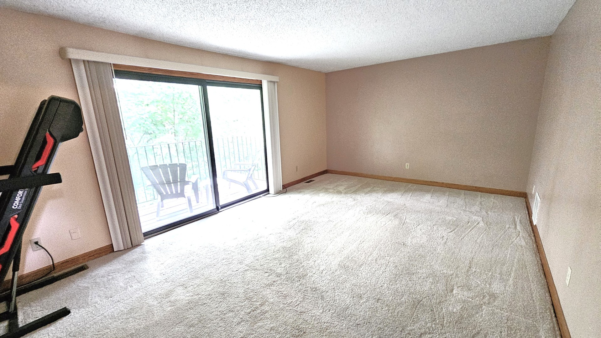 1461 W Midland Court, Joliet, IL 60436