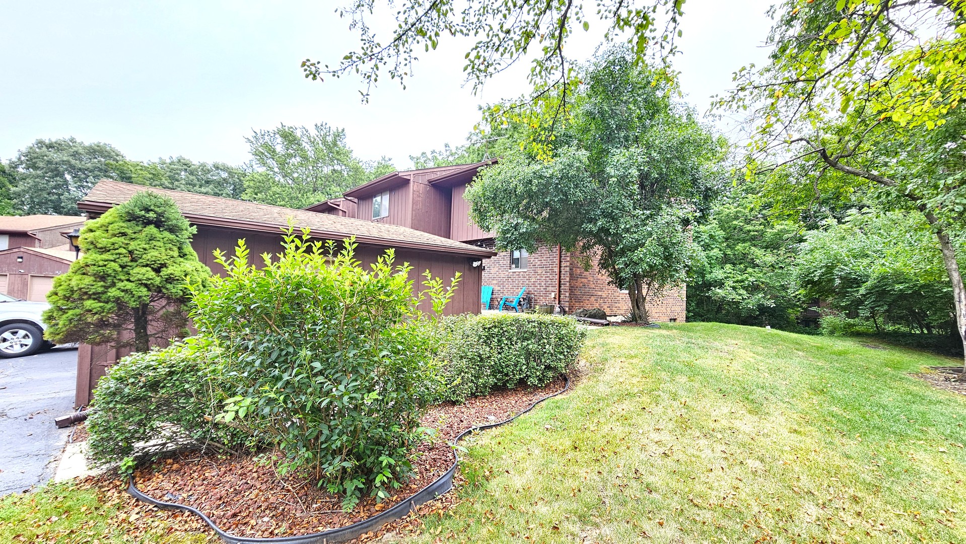 1461 W Midland Court, Joliet, IL 60436