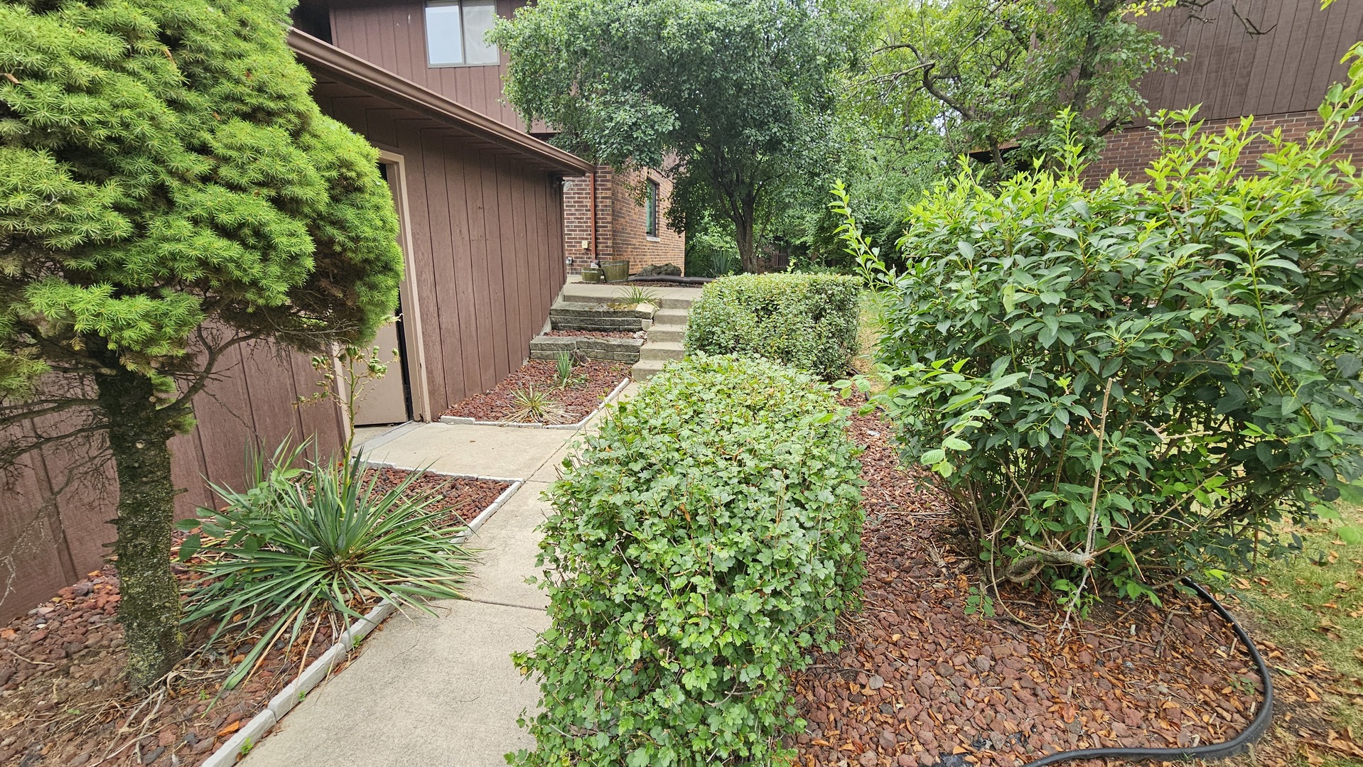1461 W Midland Court, Joliet, IL 60436