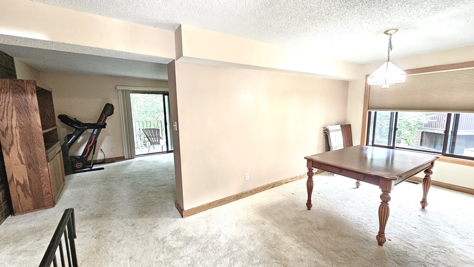 1461 W Midland Court, Joliet, IL 60436