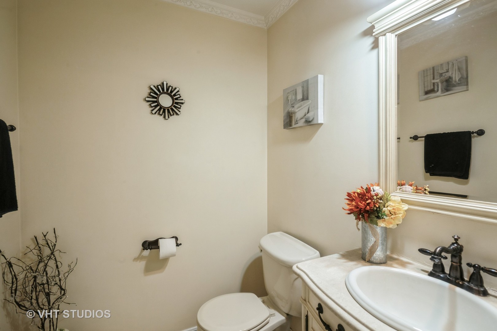 642 Burgundy Court #A, Elk Grove Village, IL 60007