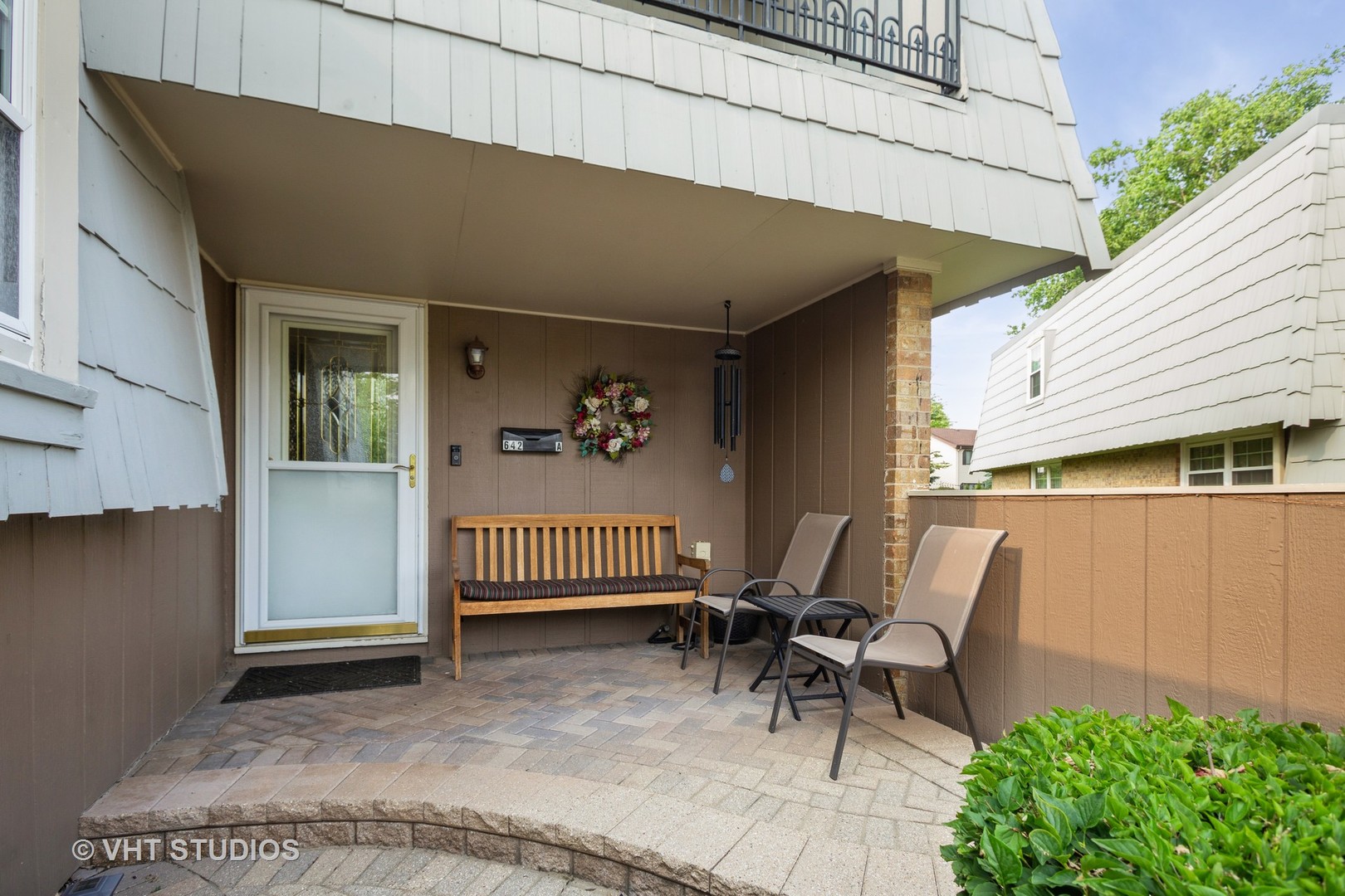 642 Burgundy Court #A, Elk Grove Village, IL 60007