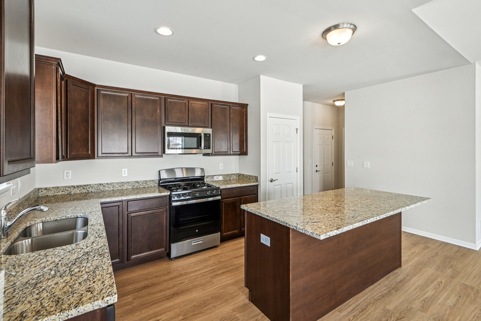 347 N Aspen Drive, Cortland, IL 60112