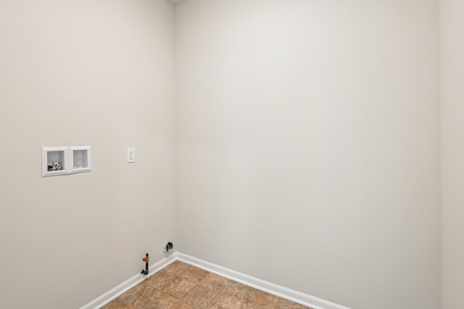 347 N Aspen Drive, Cortland, IL 60112