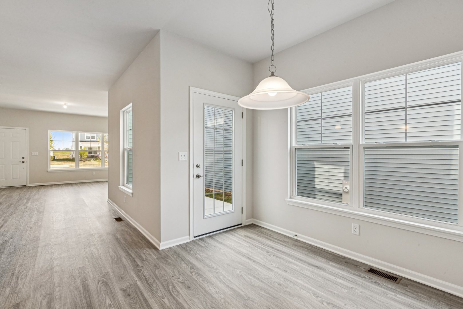 811 Station Boulevard, Elburn, IL 60119