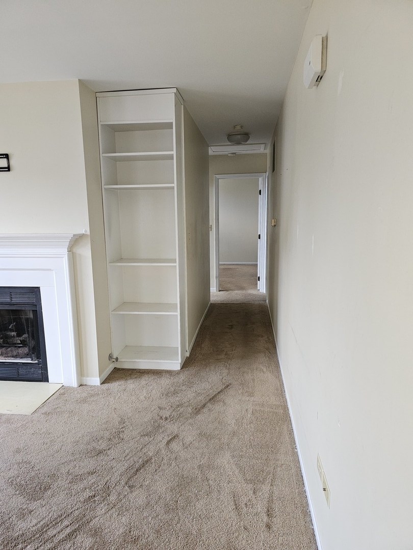 2135 COLORADO Avenue #2135, Elgin, IL 60123