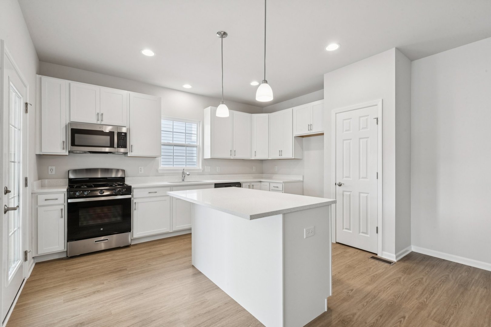 803 Station Boulevard, Elburn, IL 60119