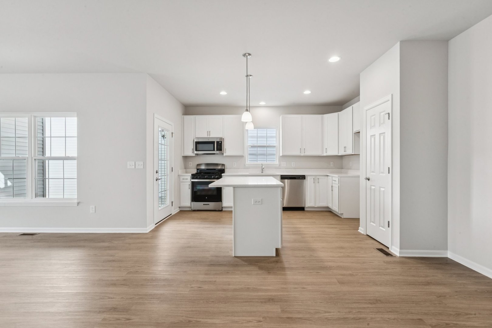 803 Station Boulevard, Elburn, IL 60119