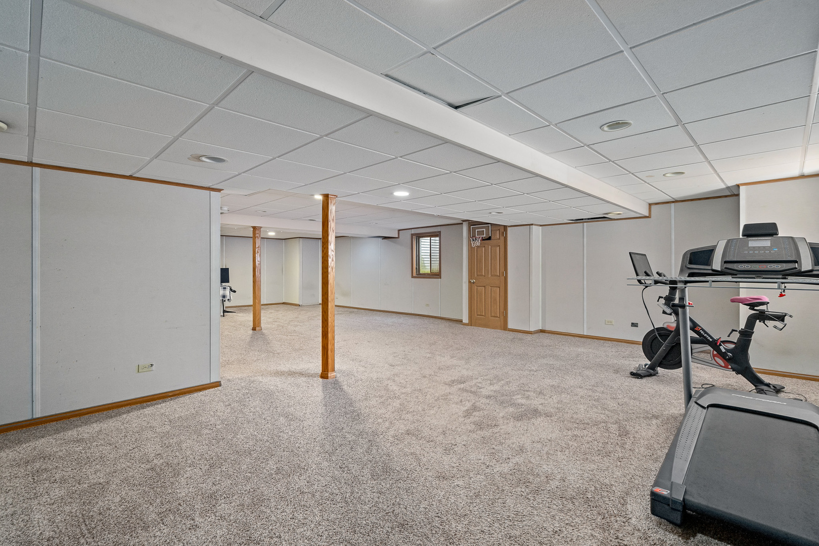 2658 Bauer Road, North Aurora, IL 60542