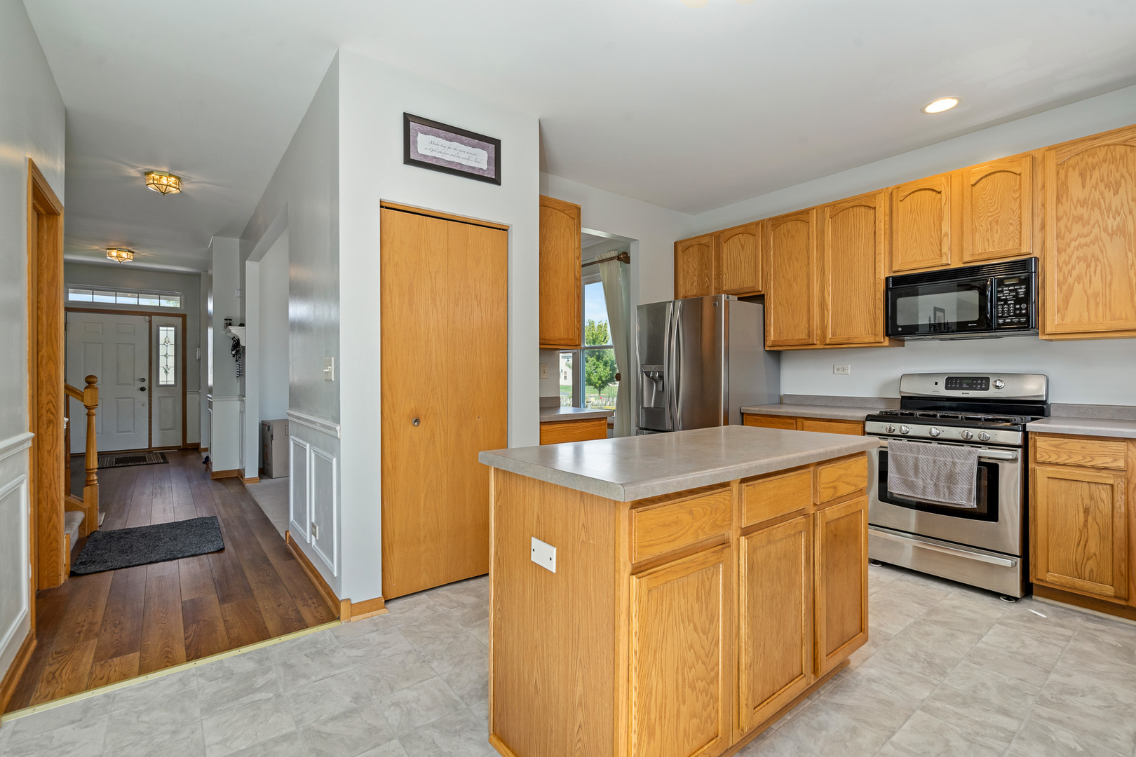 2658 Bauer Road, North Aurora, IL 60542