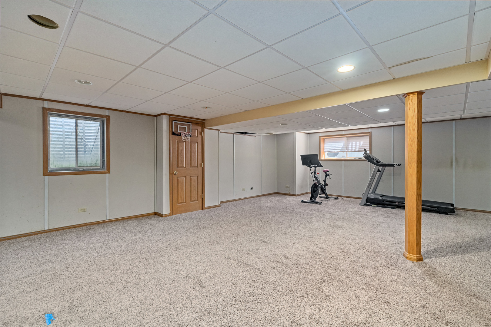 2658 Bauer Road, North Aurora, IL 60542