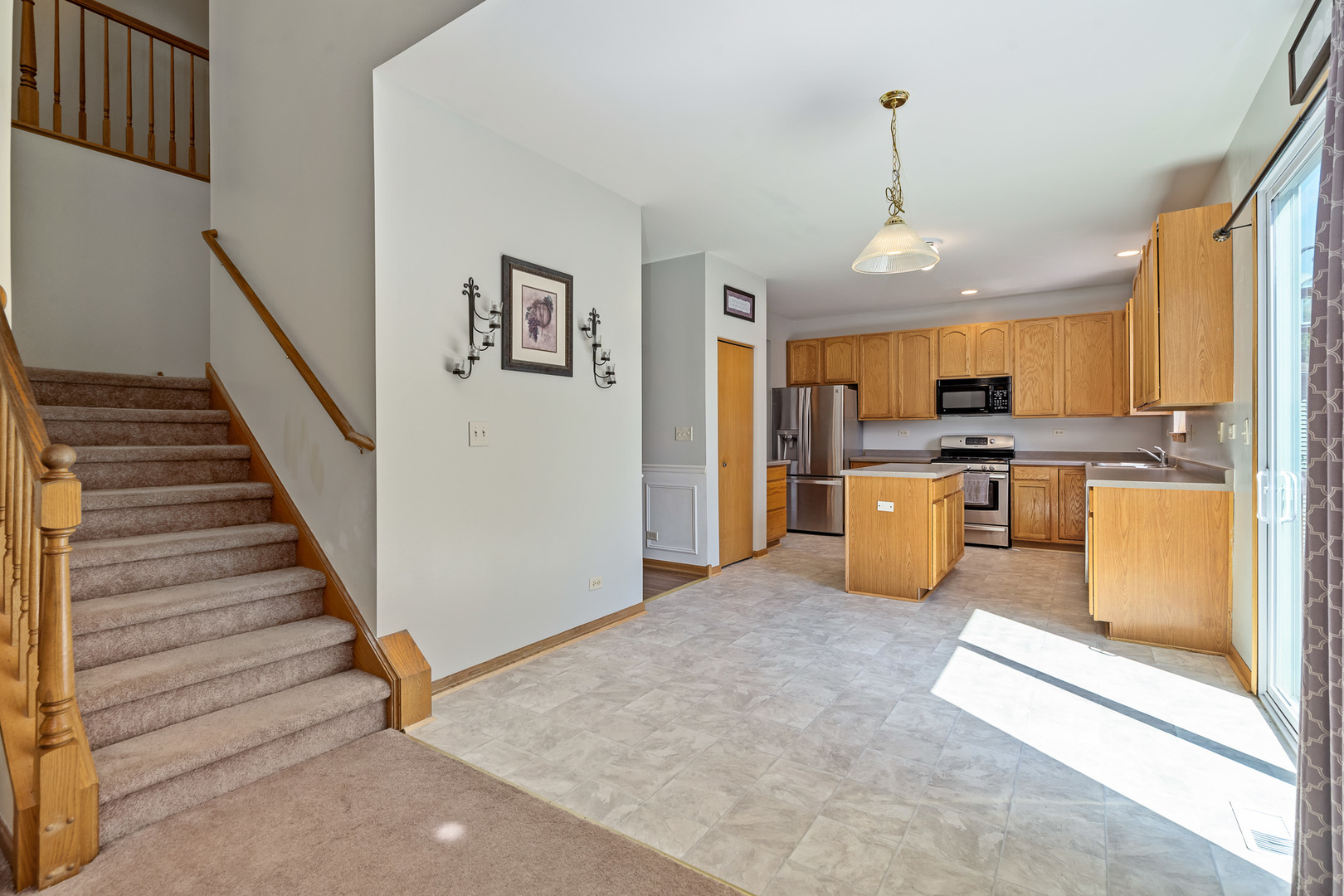 2658 Bauer Road, North Aurora, IL 60542