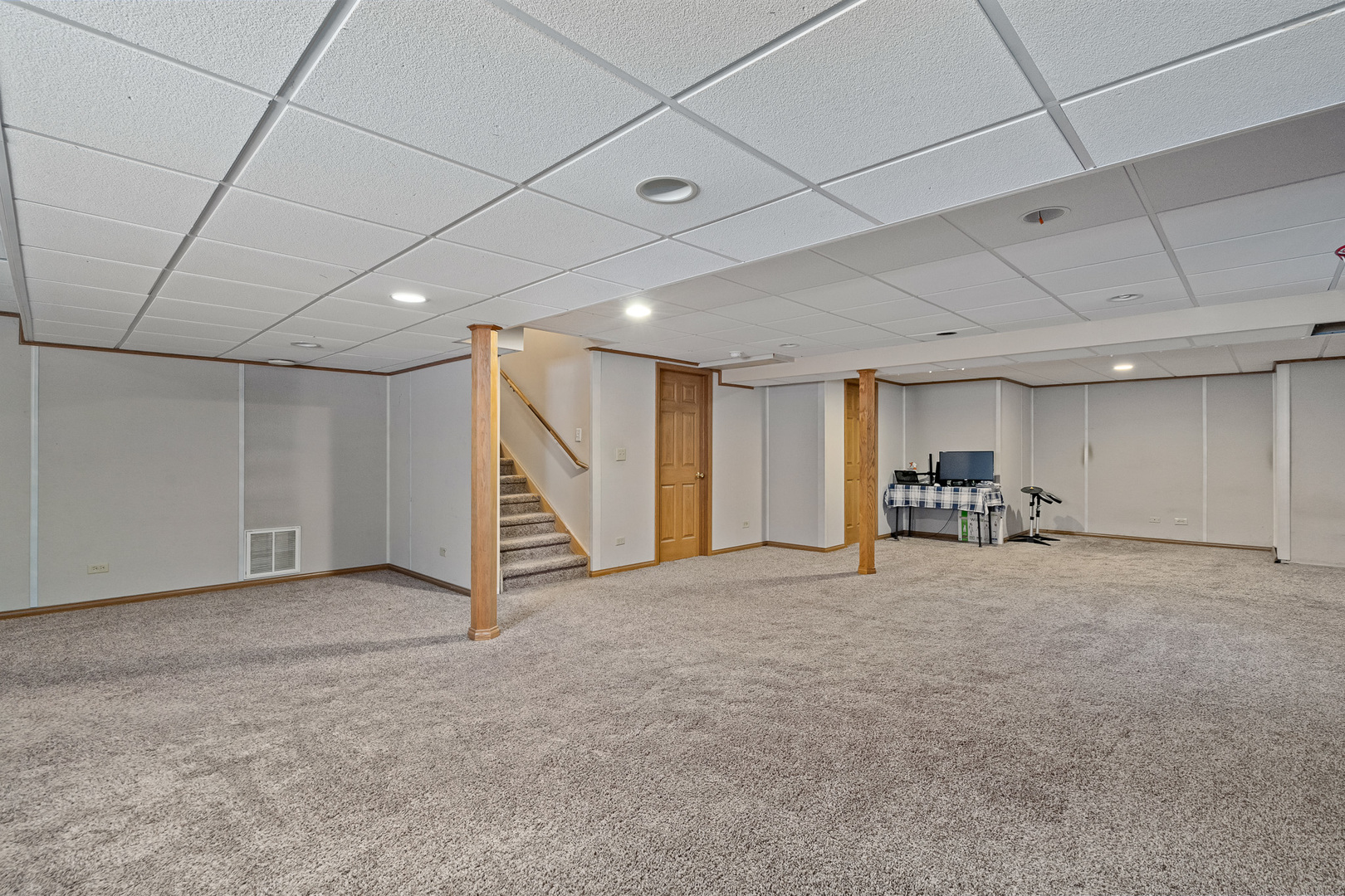 2658 Bauer Road, North Aurora, IL 60542