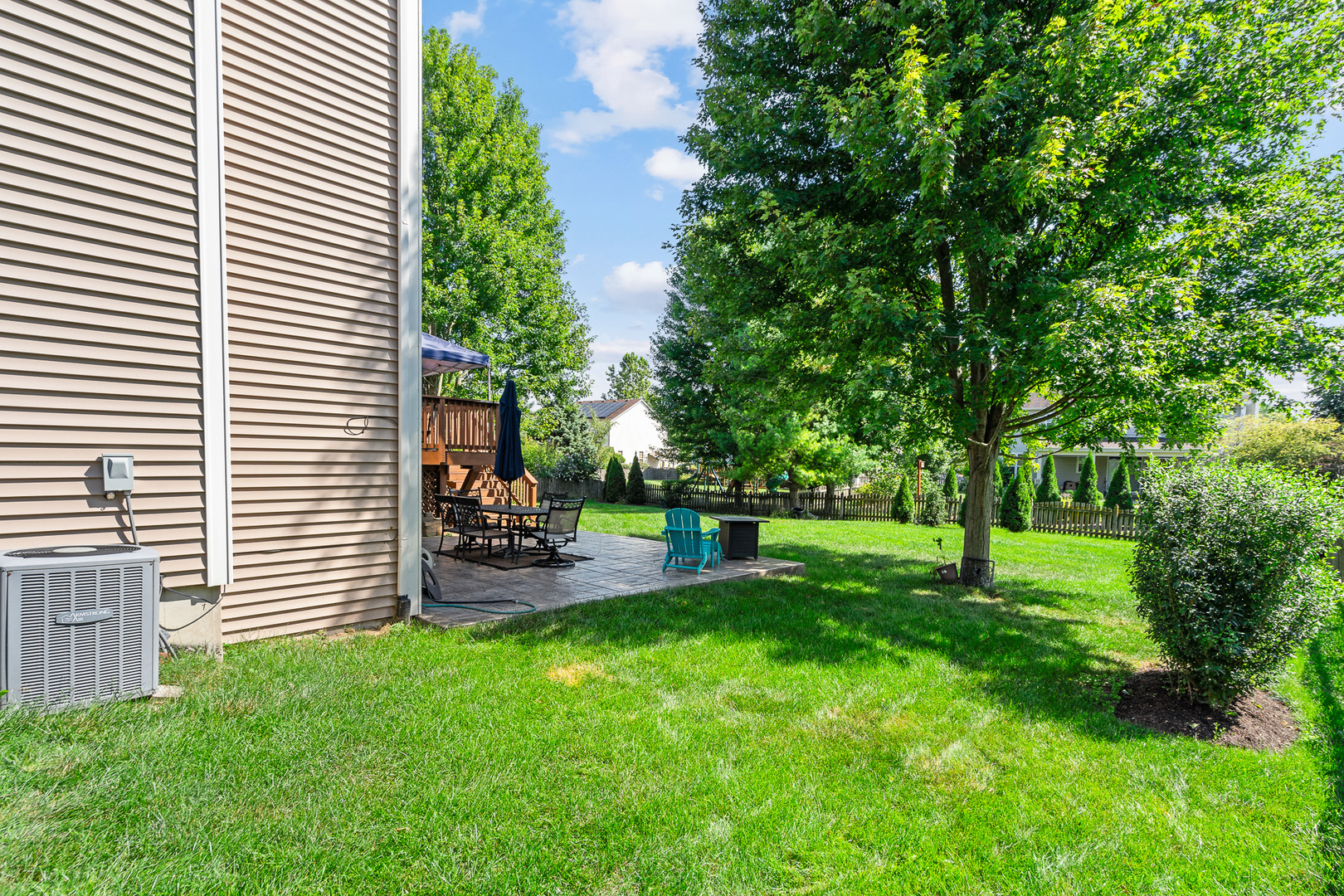 2658 Bauer Road, North Aurora, IL 60542